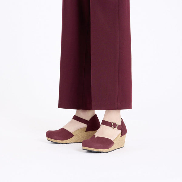 Mary Wedge Zinfandel Nubuck