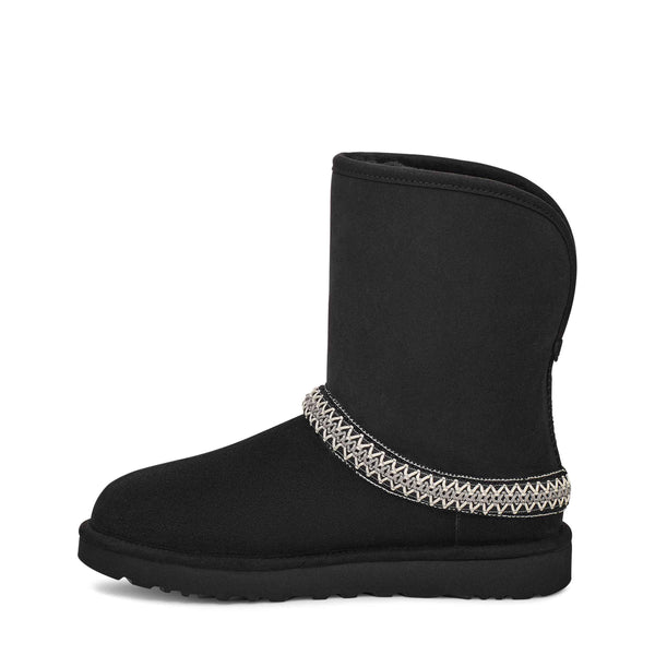 UGG® Classic Short Crescent Black