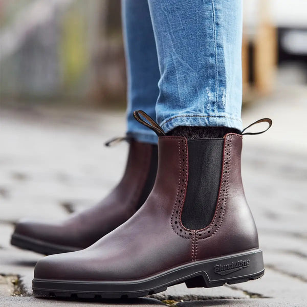 1352 Shiraz High Top Chelsea Boot