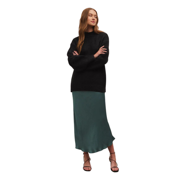 Europa Luxe Sheen Skirt